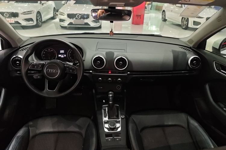 Used Audi A3 2020 Limousine 35 TFSI Fashion Edition China VI Emission Standard Interior 5