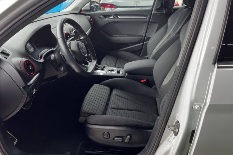 Used Audi A3 2020 Limousine 35 TFSI Sporty Version China VI Interior 5
