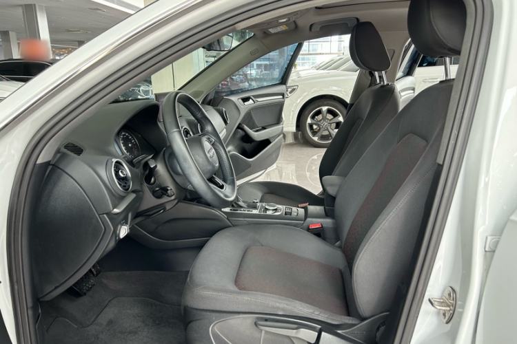 Used Audi A3 2020 Restyled Sportback 35 TFSI Entry-Level China VI Emission Standard Interior 5