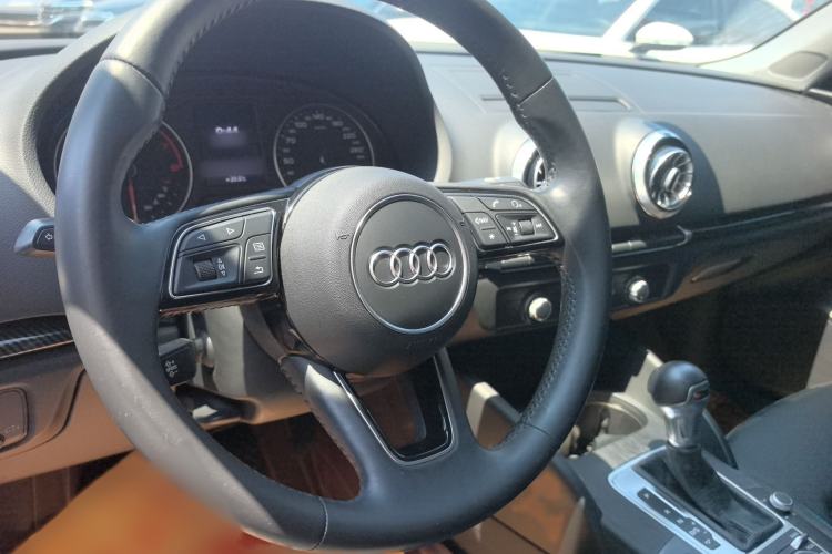Used Audi A3 2020 Limousine 35 TFSI Fashion Edition China VI Emission Standard Interior 6