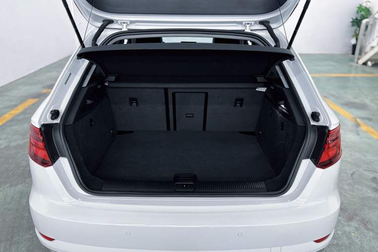 Used Audi A3 2020 Restyled Sportback 35 TFSI Entry-Level China VI Emission Standard Interior 7