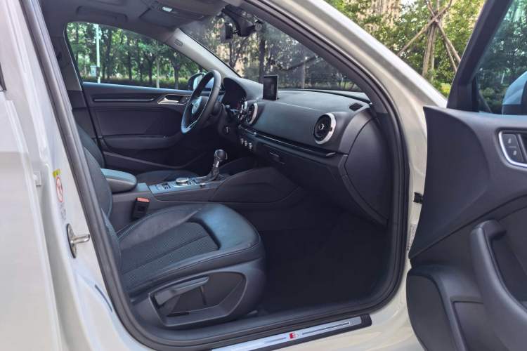 Used Audi A3 2020 Limousine 35 TFSI Fashion Edition China VI Emission Standard Interior 7