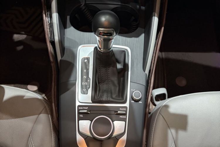 Used Audi A3 2020 Limousine 35 TFSI Fashion Edition China VI Emission Standard Interior 7