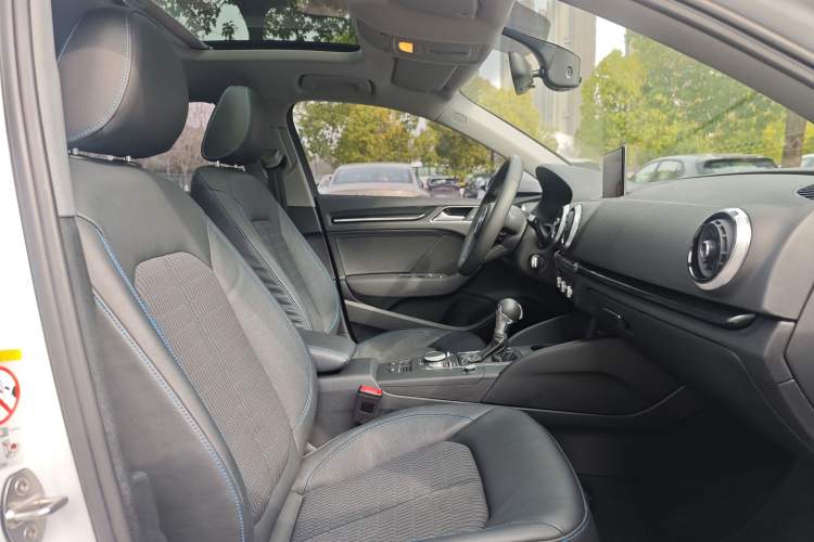 Used Audi A3 2020 Limousine 35 TFSI Fashion Edition China VI Emission Standard Interior 7