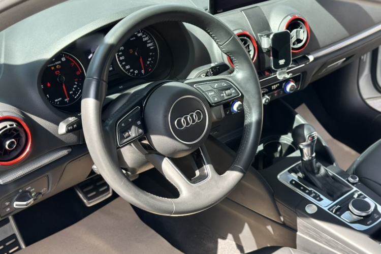 Used Audi A3 2020 Limousine 35 TFSI Style Edition China VI Emission Standard Interior 7
