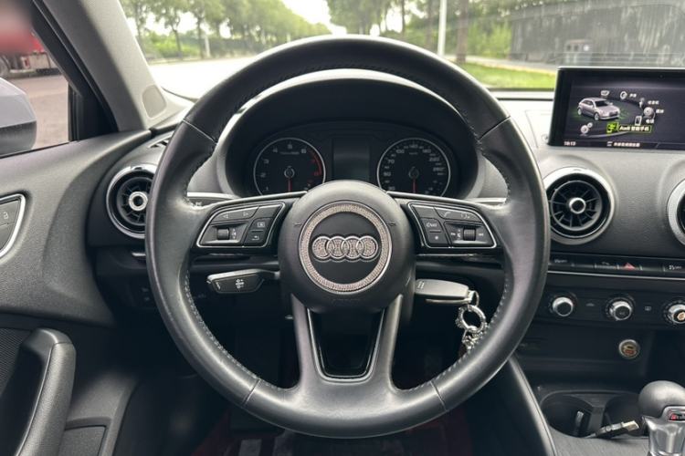 Used Audi A3 2020 Sportback 35 TFSI Fashion Edition China VI Emission Standard Interior 8
