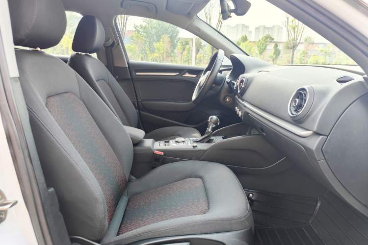 Used Audi A3 2020 Sportback 35 TFSI Ambition China VI Interior 8