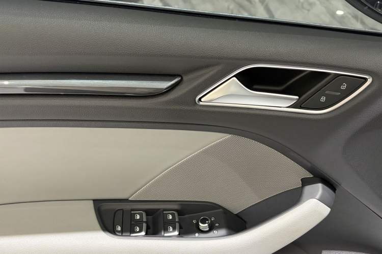 Used Audi A3 2020 Limousine 35 TFSI Fashion Edition China VI Emission Standard Interior 9