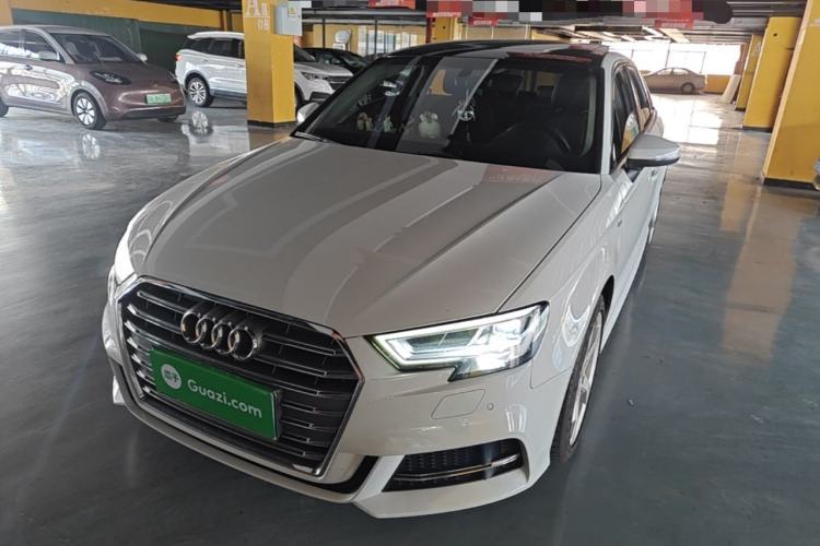 Used Audi A3 2020 Sportback 35 TFSI Fashion Edition China VI Emission Standard Guazi used car, China used car export, Used car for sale, Used  cars, Cheapest cars for sale