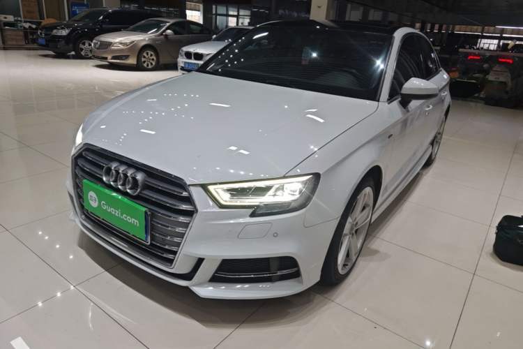 Ojetý Audi A3 2020 Limousine 35 TFSI Fashion Edition China VI Emission Standard Guazi used car, China used car export, Used car for sale, Used  cars, Cheapest cars for sale