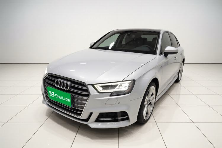 Audi A3 2020 Limousine 35 TFSI Fashion Edition China VI Emission Standard مستعملة Guazi used car, China used car export, Used car for sale, Used cars, Cheapest cars for sale
