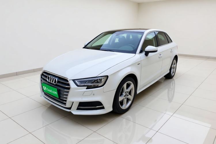 Audi A3 2020 Sportback 35 TFSI Fashion Edition China VI Emission Standard d’occasion Guazi used car, China used car export, Used car for sale, Used cars, Cheapest cars for sale