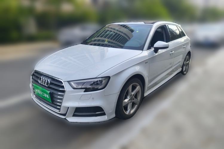 Używany Audi A3 2020 Sportback 35 TFSI Fashion Edition China VI Emission Standard Guazi used car, China used car export, Used car for sale, Used cars, Cheapest cars for sale