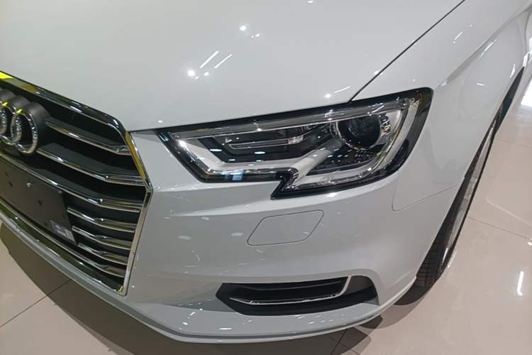 Used Audi A3 2020 Restyled Limousine 35 TFSI Ambition Version China VI Left Front Headlight