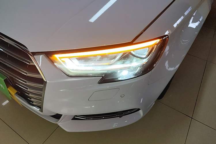 Used Audi A3 2020 Limousine 35 TFSI Fashion Edition China VI Emission Standard Left Front Headlight