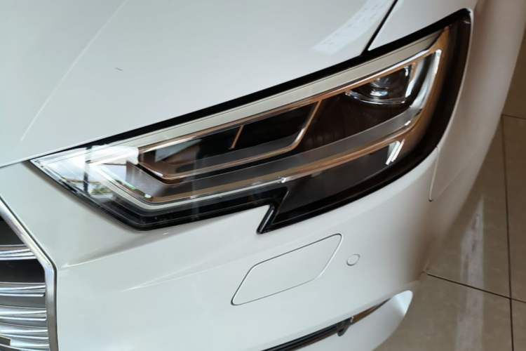 Used Audi A3 2020 Limousine 35 TFSI Fashion Edition China VI Emission Standard Left Front Headlight