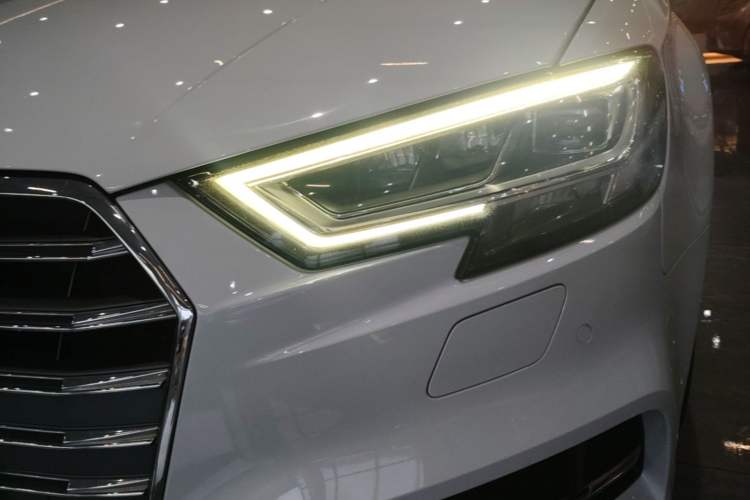 Used Audi A3 2020 Sportback 35 TFSI Fashion Edition China VI Emission Standard Left Front Headlight