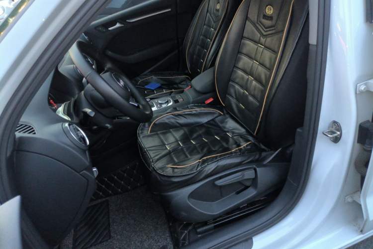 Used Audi A3 2020 Limousine 35 TFSI Ambition China VI Left Front Seat