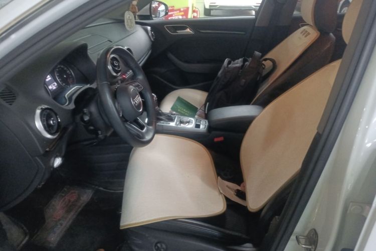 Used Audi A3 2020 Sportback 35 TFSI Fashion Edition China VI Emission Standard Left Front Seat