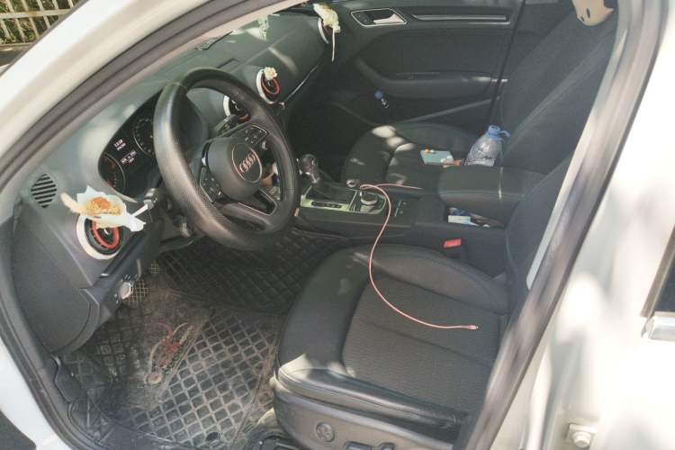 Used Audi A3 2020 Limousine 35 TFSI Fashion Edition China VI Emission Standard Left Front Seat