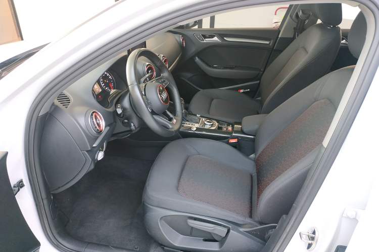 Used Audi A3 2020 Restyled Limousine 35 TFSI Ambition Version China VI Left Front Seat