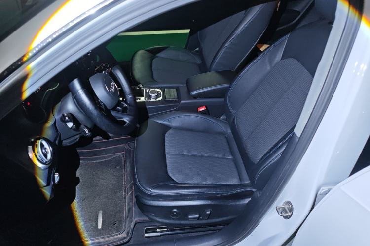 Used Audi A3 2020 Sportback 35 TFSI Fashion Edition China VI Emission Standard Left Front Seat