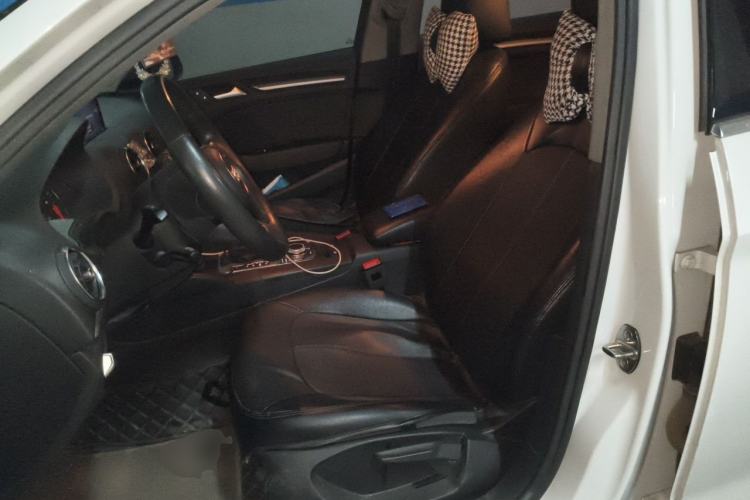 Used Audi A3 2020 Limousine 35 TFSI Ambition China VI Left Front Seat