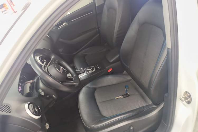 Used Audi A3 2020 Limousine 35 TFSI Fashion Edition China VI Emission Standard Left Front Seat