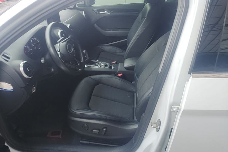 Used Audi A3 2020 Limousine 35 TFSI Fashion Edition China VI Emission Standard Left Front Seat