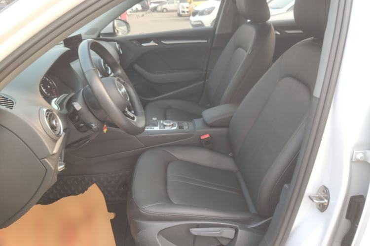 Used Audi A3 2020 Limousine 35 TFSI Ambition China VI Left Front Seat