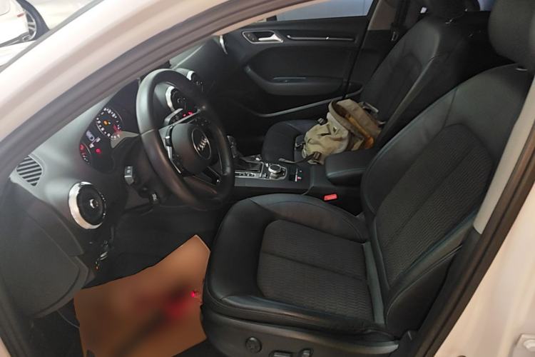 Used Audi A3 2020 Limousine 35 TFSI Fashion Edition China VI Emission Standard Left Front Seat