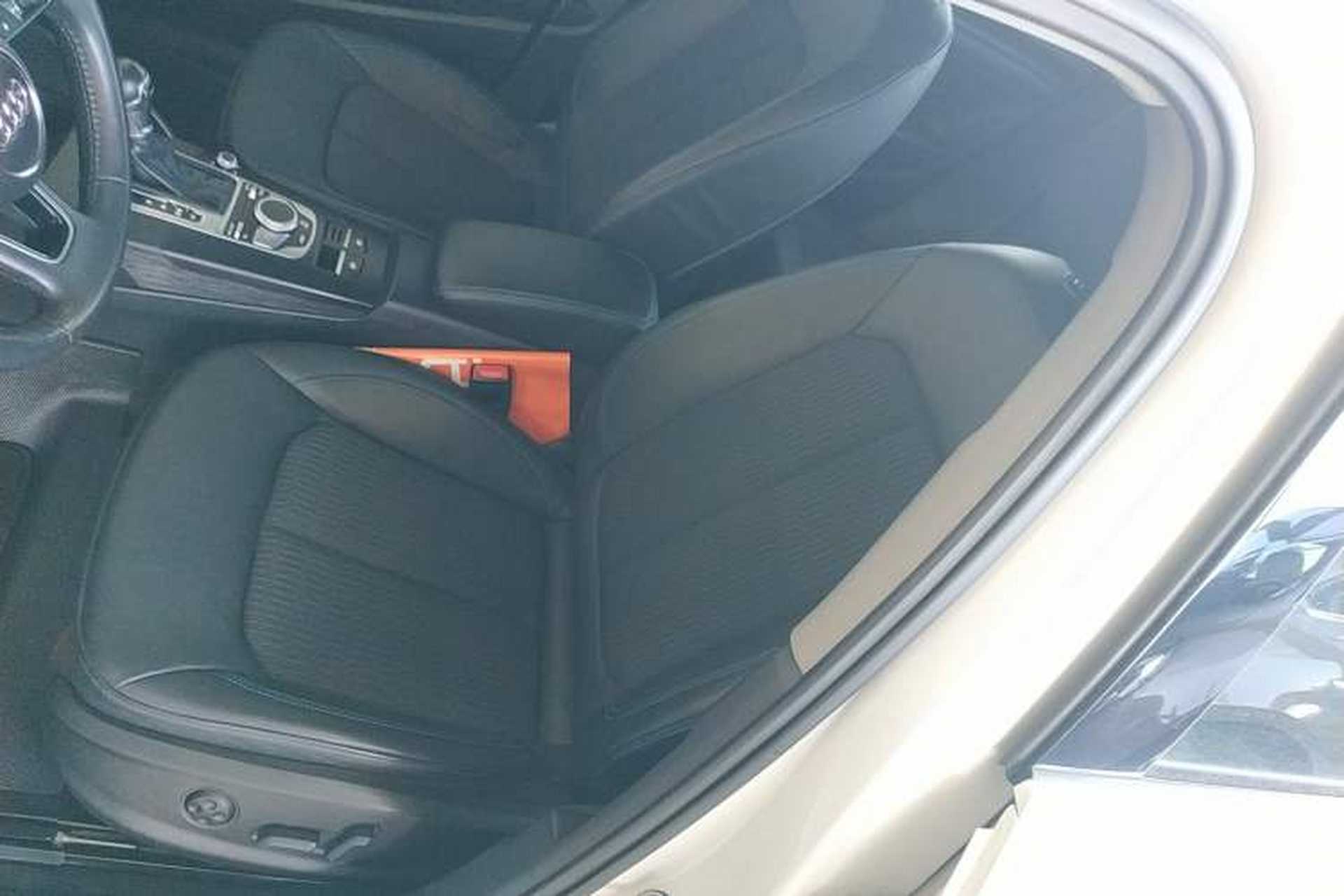 Used Audi A3 2020 Limousine 35 TFSI Fashion Edition China VI Emission Standard Left Front Seat