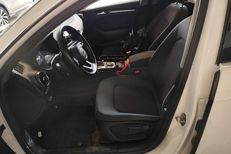 Used Audi A3 2020 Sportback 35 TFSI Ambition China VI Left Front Seat