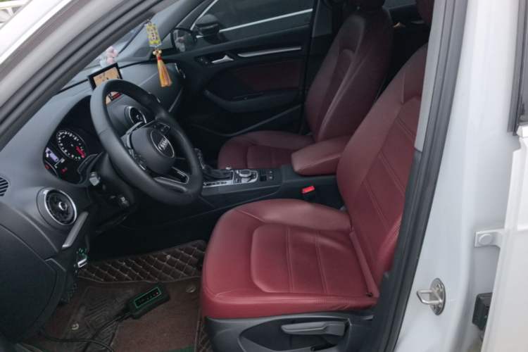 Used Audi A3 2020 Sportback 35 TFSI Ambition China VI Left Front Seat