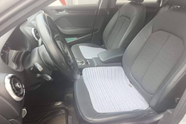 Used Audi A3 2020 Limousine 35 TFSI Fashion Edition China VI Emission Standard Left Front Seat