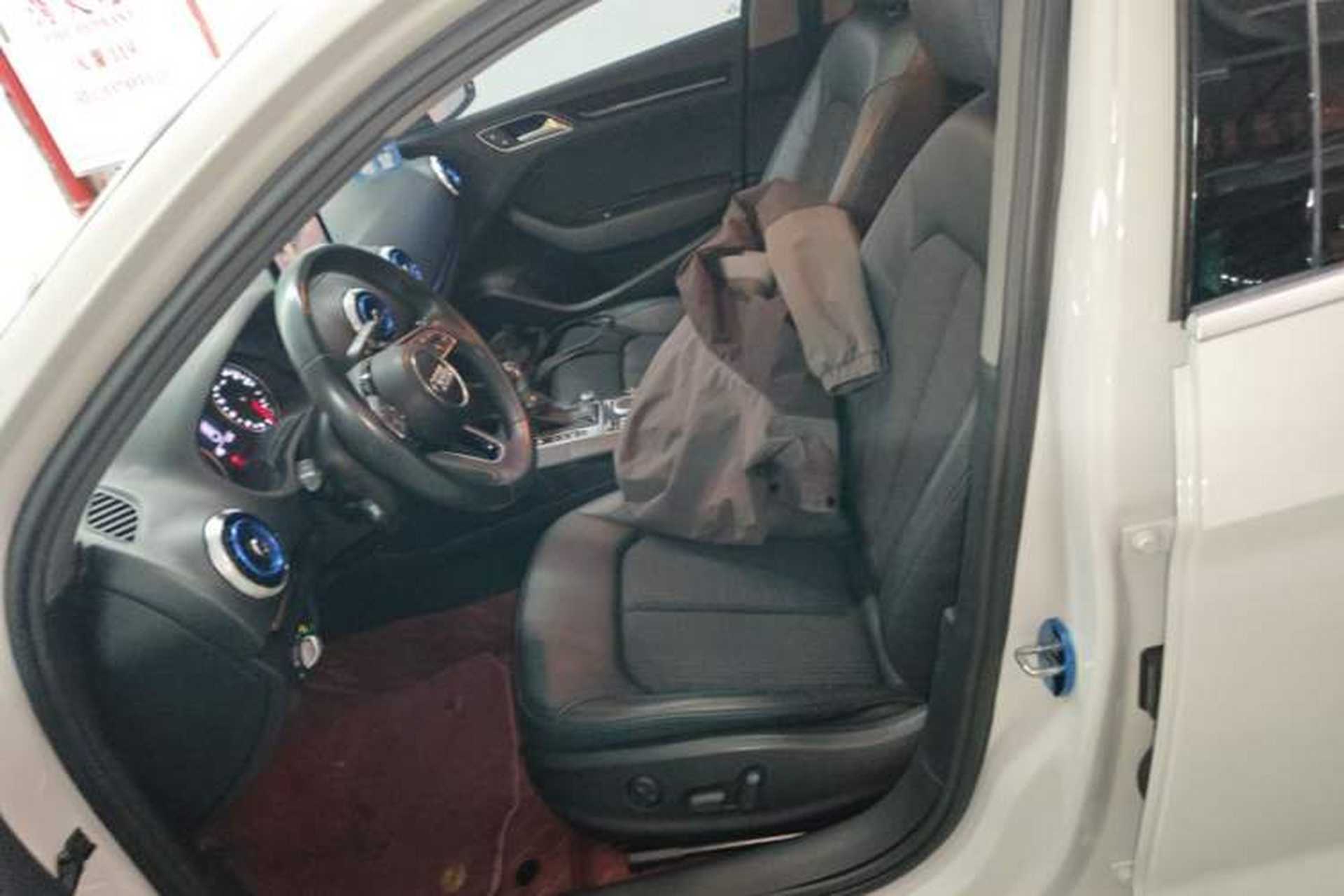 Used Audi A3 2020 Limousine 35 TFSI Fashion Edition China VI Emission Standard Left Front Seat