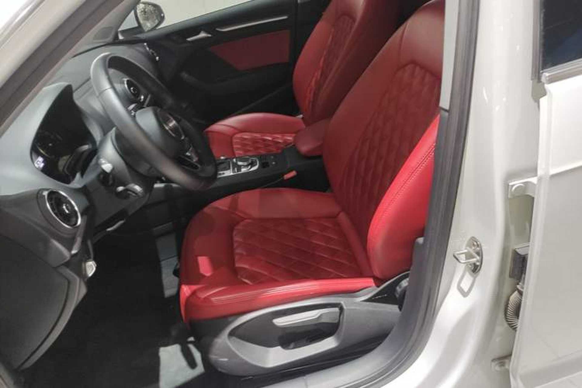 Used Audi A3 2020 Restyled Sportback 35 TFSI Entry-Level China VI Emission Standard Left Front Seat