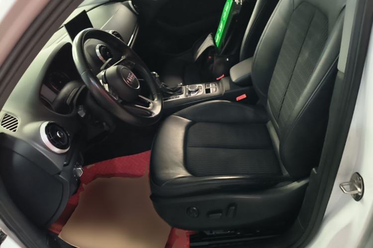 Used Audi A3 2020 Limousine 35 TFSI Fashion Edition China VI Emission Standard Left Front Seat