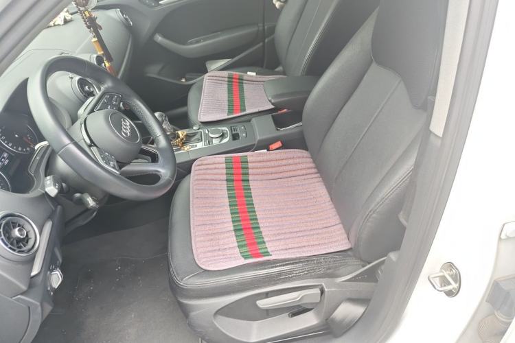 Used Audi A3 2020 Sportback 35 TFSI Ambition China VI Left Front Seat