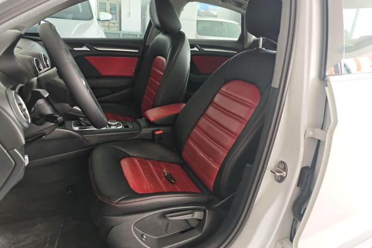 Used Audi A3 2020 Restyled Limousine 35 TFSI Ambition Version China VI Left Front Seat