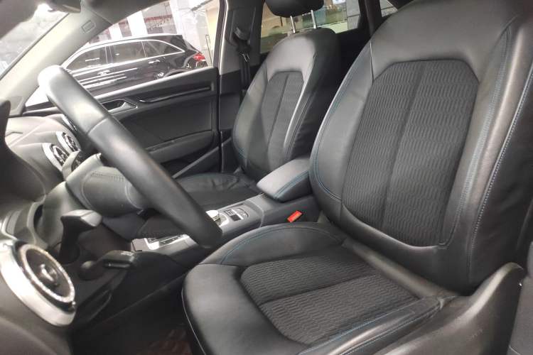 Used Audi A3 2020 Limousine 35 TFSI Fashion Edition China VI Emission Standard Left Front Seat