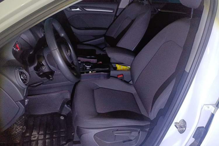 Used Audi A3 2020 Limousine 35 TFSI Ambition China VI Left Front Seat