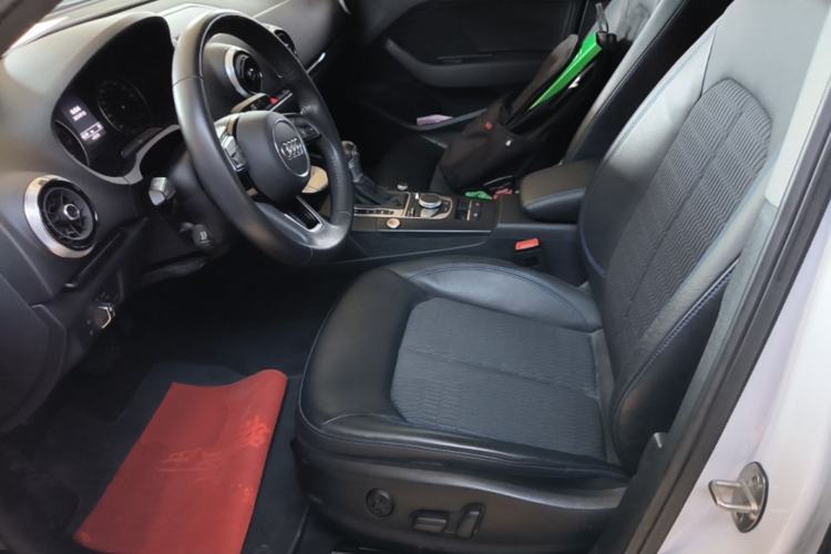 Used Audi A3 2020 Limousine 35 TFSI Fashion Edition China VI Emission Standard Left Front Seat