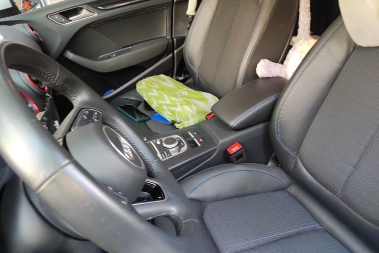 Used Audi A3 2020 Limousine 35 TFSI Fashion Edition China VI Emission Standard Left Front Seat