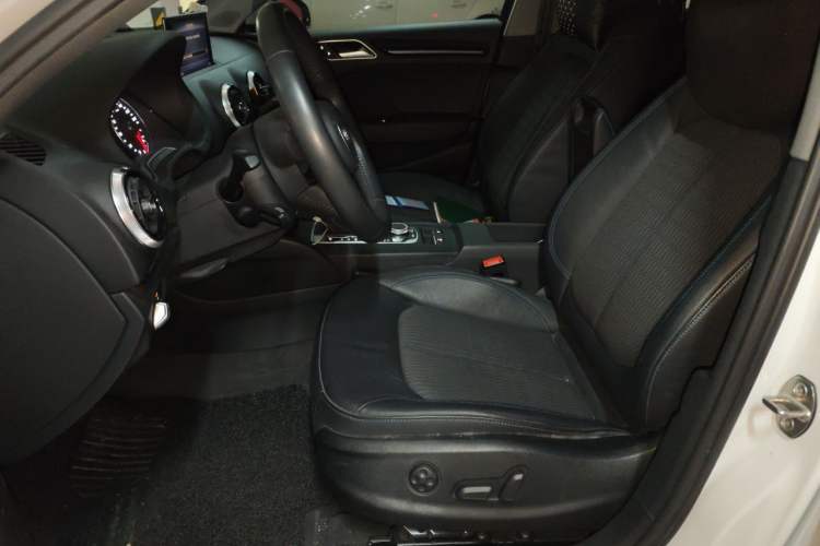 Used Audi A3 2020 Limousine 35 TFSI Fashion Edition China VI Emission Standard Left Front Seat