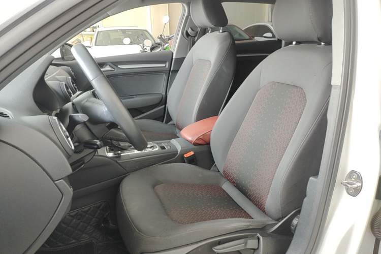 Used Audi A3 2020 Restyled Sportback 35 TFSI Entry-Level China VI Emission Standard Left Front Seat