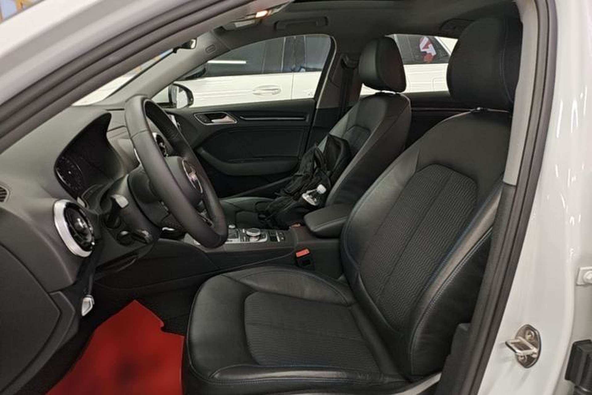 Used Audi A3 2020 Limousine 35 TFSI Fashion Edition China VI Emission Standard Left Front Seat