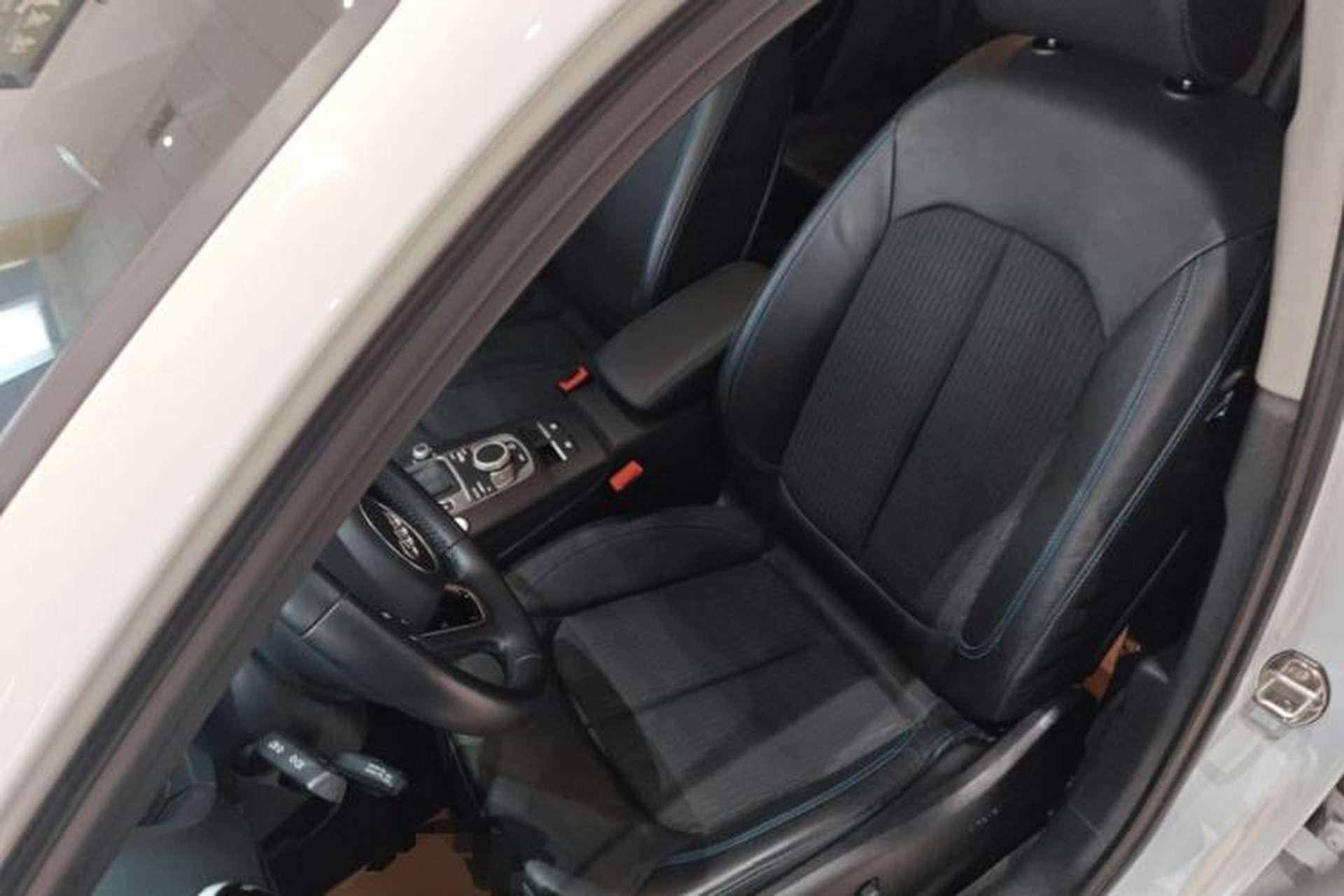 Used Audi A3 2020 Limousine 35 TFSI Fashion Edition China VI Emission Standard Left Front Seat