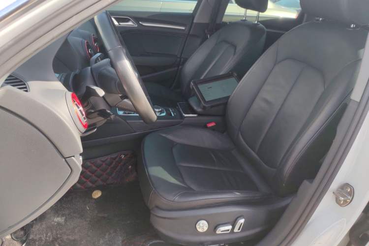 Used Audi A3 2020 Sportback 35 TFSI Style Edition China VI Emission Standard Left Front Seat