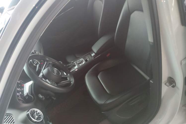 Used Audi A3 2020 Restyled Sportback 35 TFSI Entry-Level China VI Emission Standard Left Front Seat